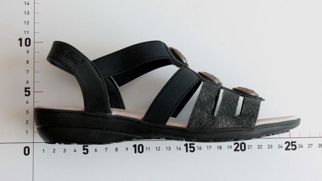 Distanc sandále LO752674060 Čierna